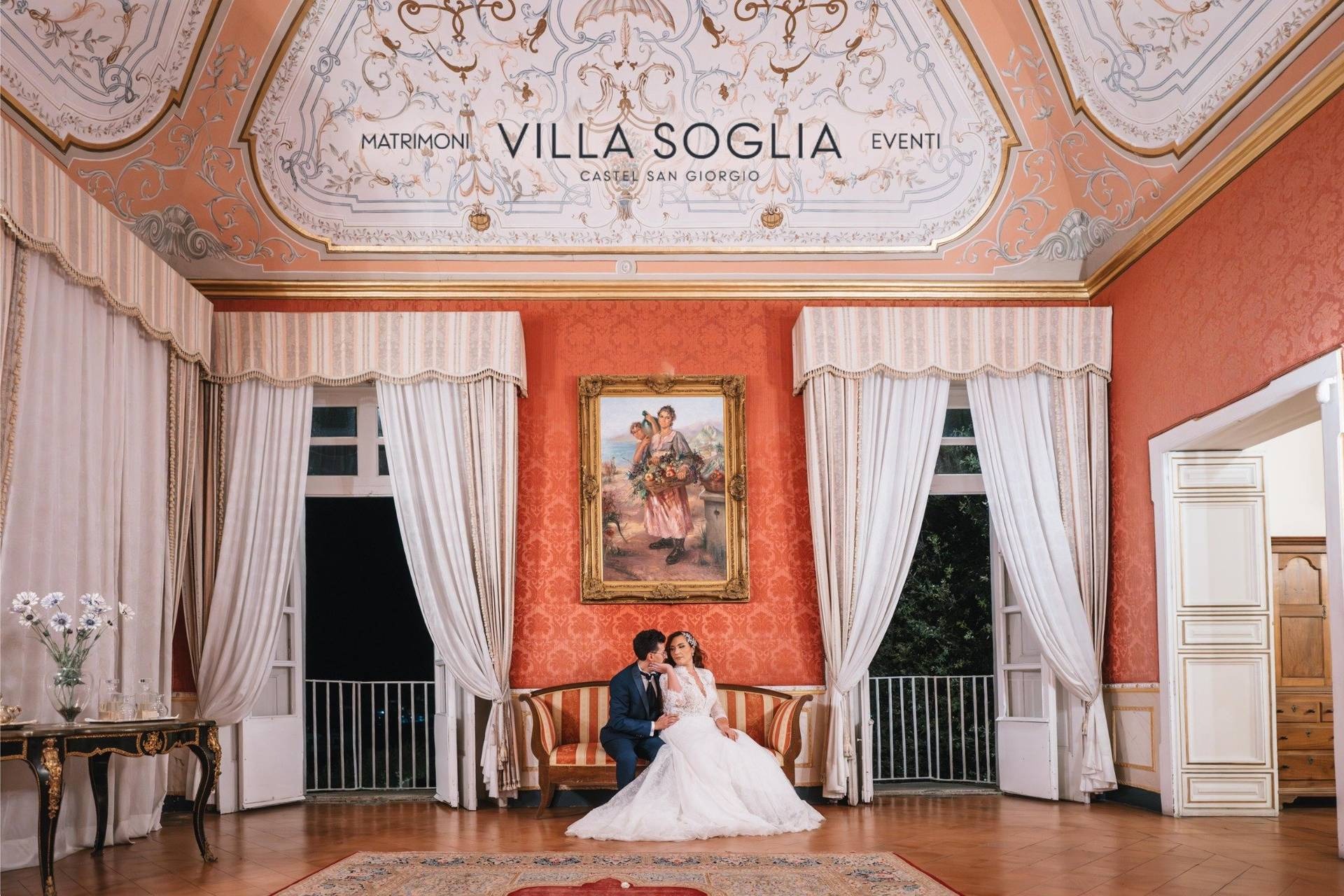 Coppia di sposi nel parco storico di Villa Soglia