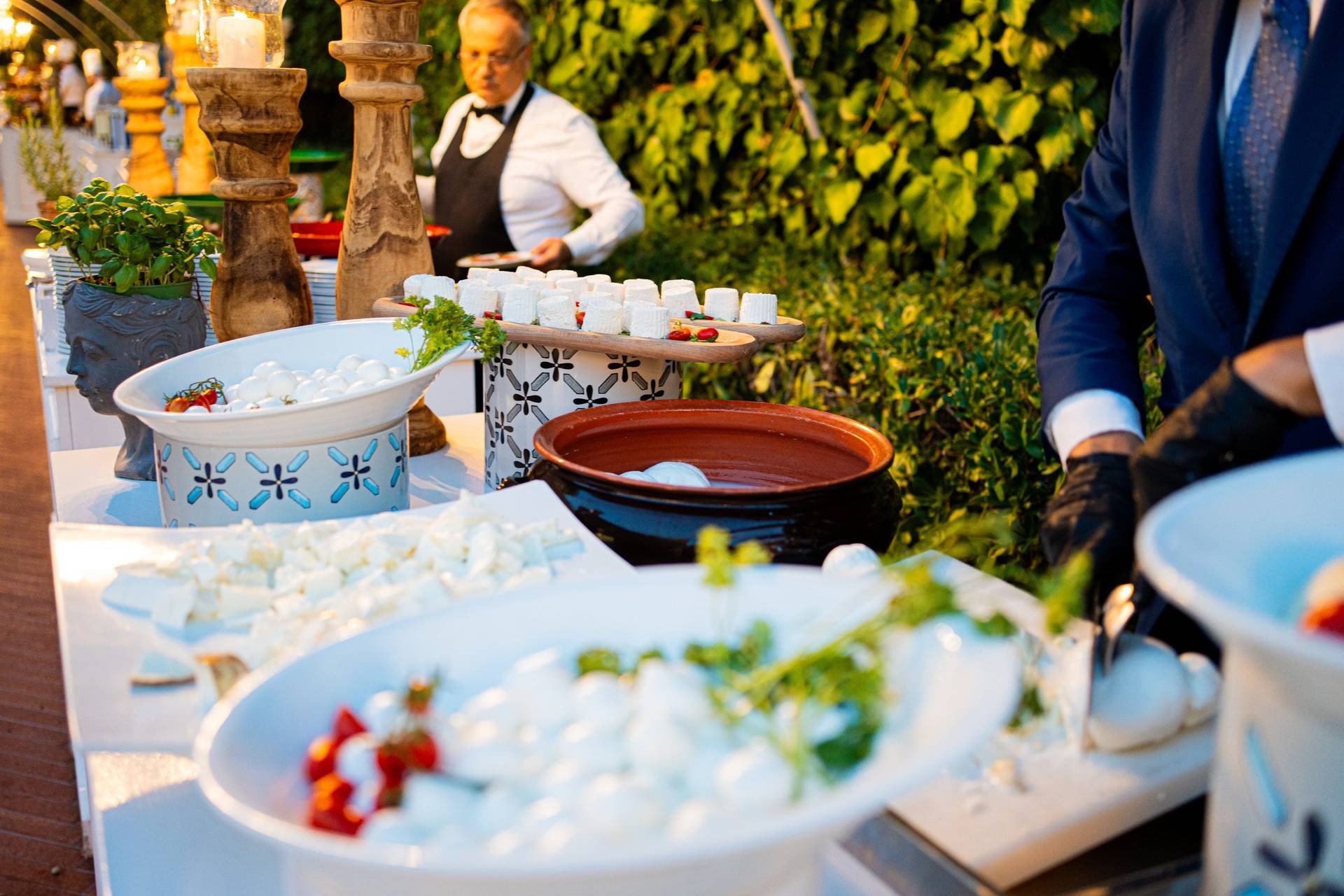 Isola formaggi con mozzarella e live cooking